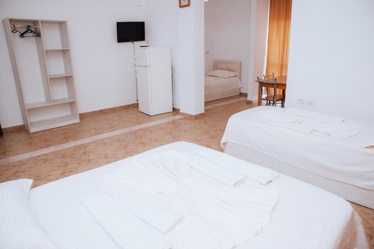 Hotel Perdja Velipojë Exteriör bild